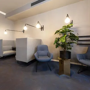 Hotel B-hotel, Dusseldorf